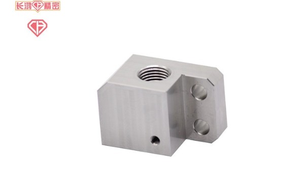 鋁合金cnc機加（jiā）工要注意的（de）問（wèn）題（tí）