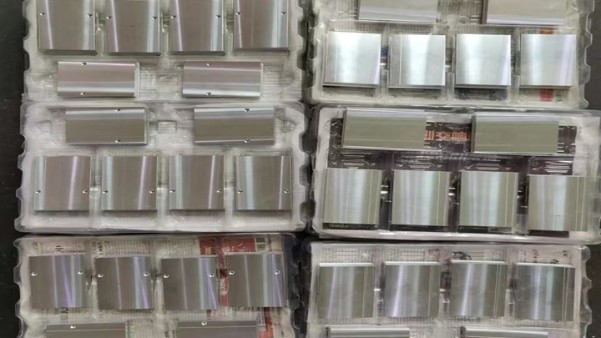 鋁（lǚ）銘牌標牌定製加工中需要注意什麽