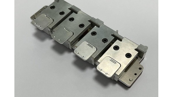 CNC加工中心（xīn）怎（zěn）麽用車（chē）刀銑牙？